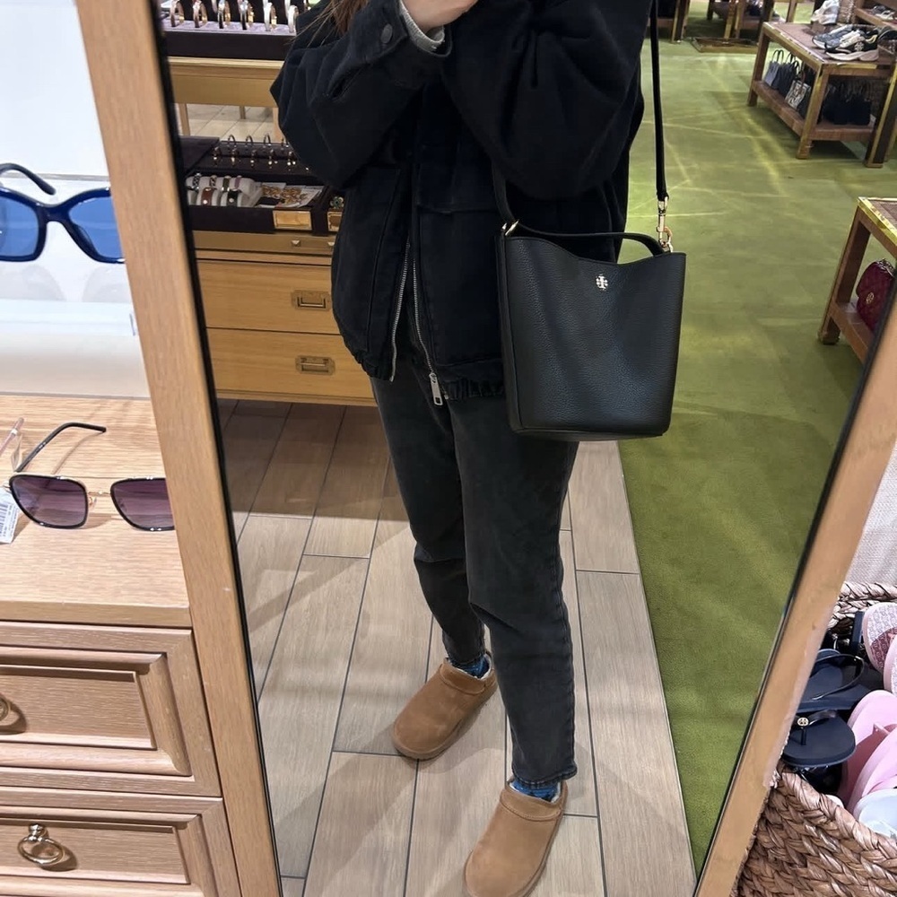 Tory Burch Black Shoulder Bag - Picture 11 of 11